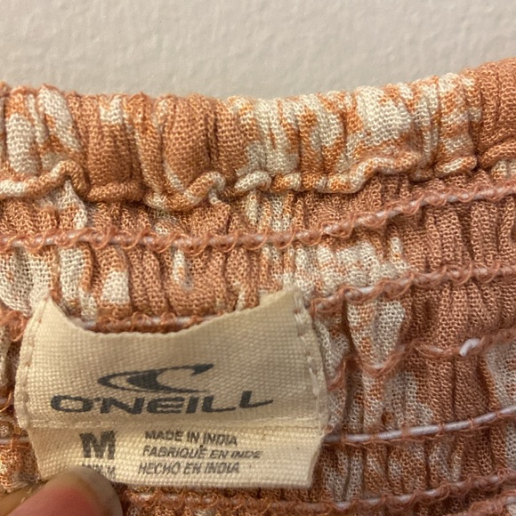 ⭐️O'Neill Kinsey Dress Cafe Creme Floral Off shoulder Dress size medium - Picture 8 of 10